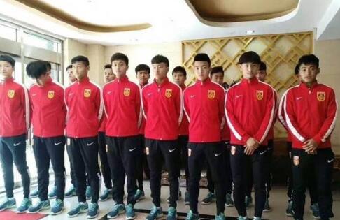 精品三级66在线播放