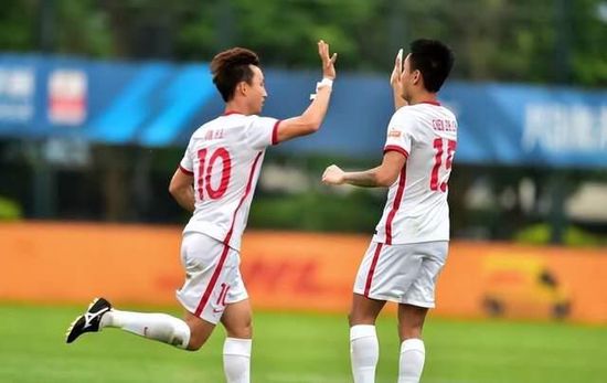 国模冰莲丰满人体