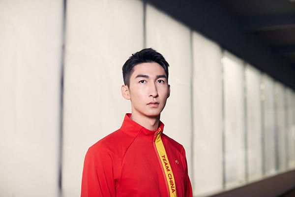 岳在厨房疯狂迎合